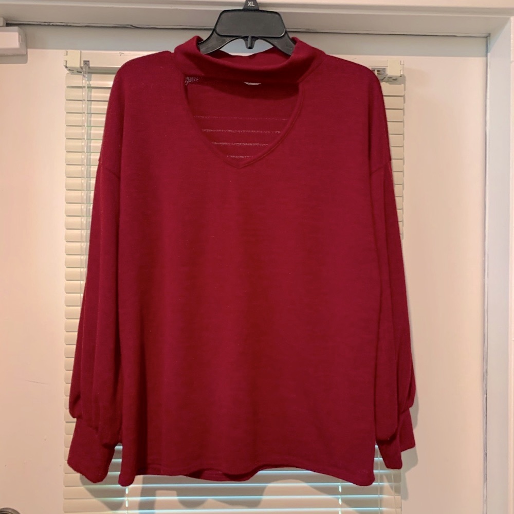 BiBi Deep burgundy keyhole sweater blouse L